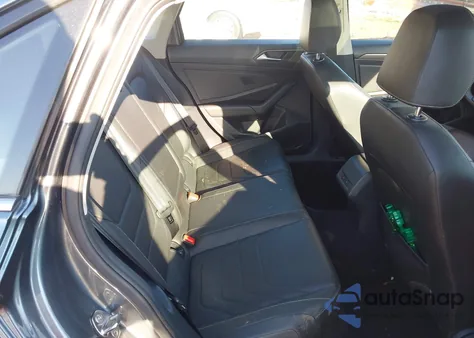 2019 Volkswagen Jetta 1.4T Sel Premium z USA, uszkodzony, nr VIN 3VWG57BU9KM206410